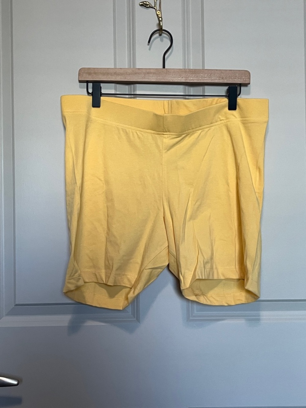 Old Navy High Rise Spring yellow Bike Shorts